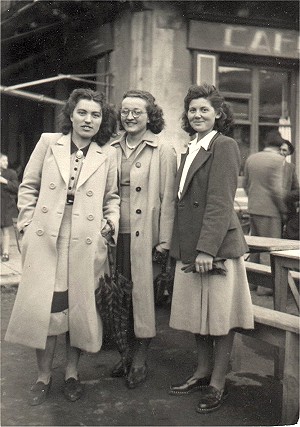 groupe filles.jpg (48254 octets)
